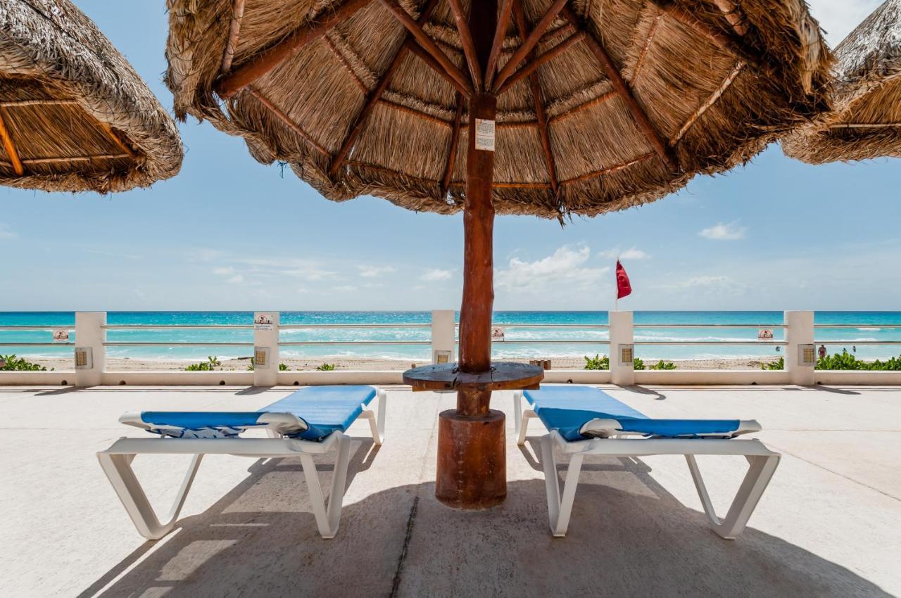HotelZone L20 Beach Access Cancún Esterno foto